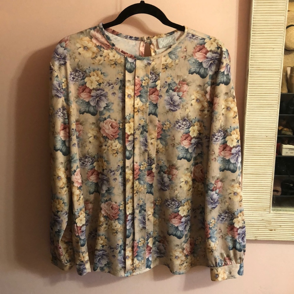 Floral Vintage long sleeve top by Blair